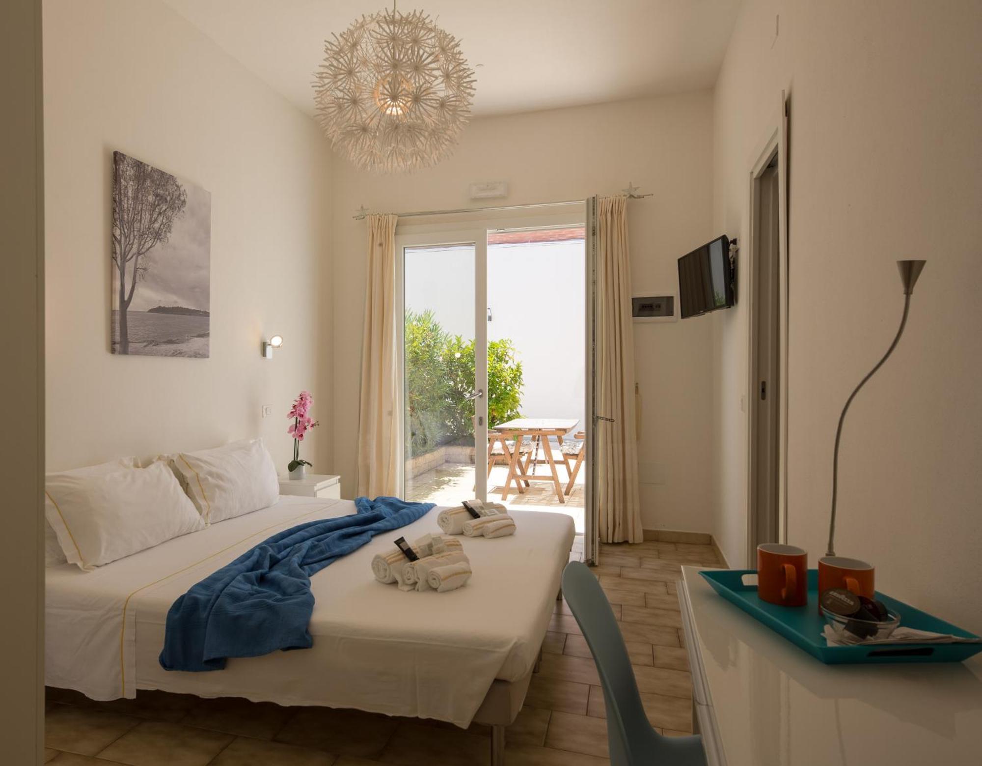 Hotel Coru e Mari Pula Esterno foto
